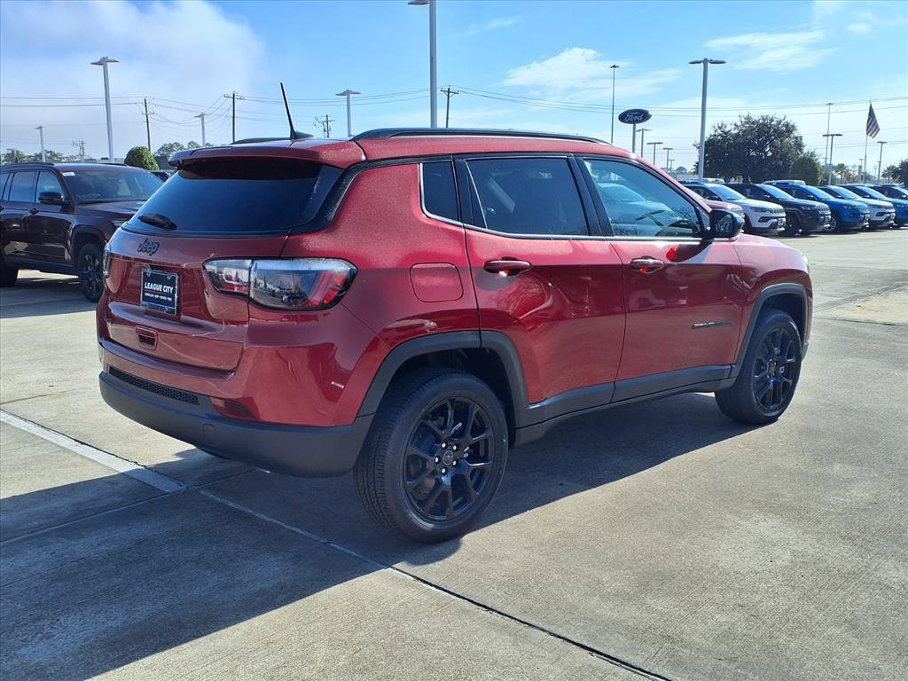 New 2026 Jeep Compass Altitude image 4