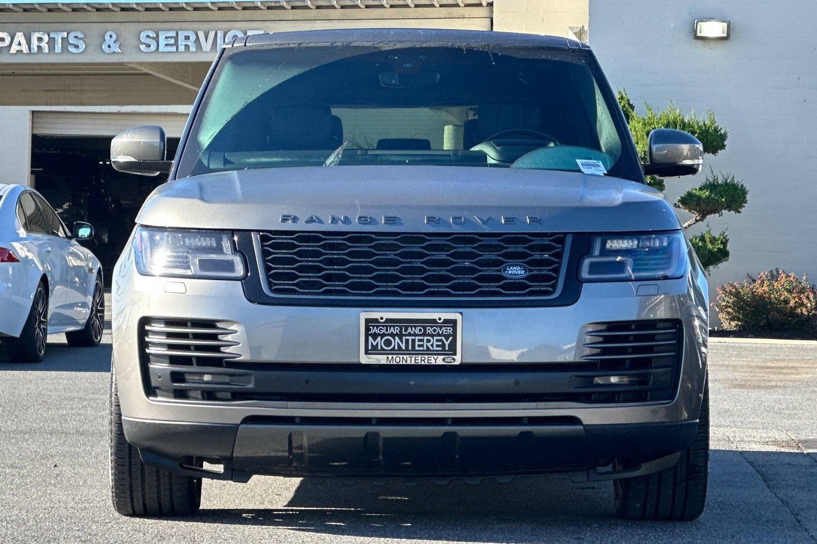 Used 2019 Land Rover Range Rover Long Wheelbase Autobiography image 8