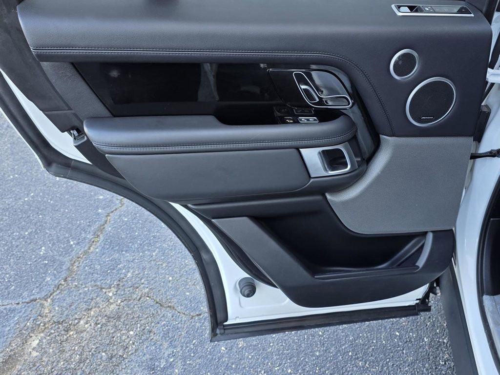 Used 2020 Land Rover Range Rover HSE image 46