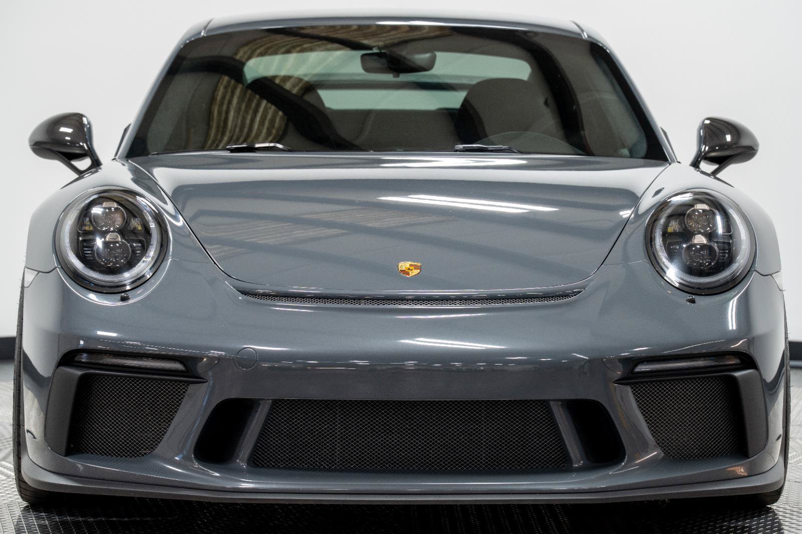 Used 2018 Porsche 911 GT3 RWD image 5
