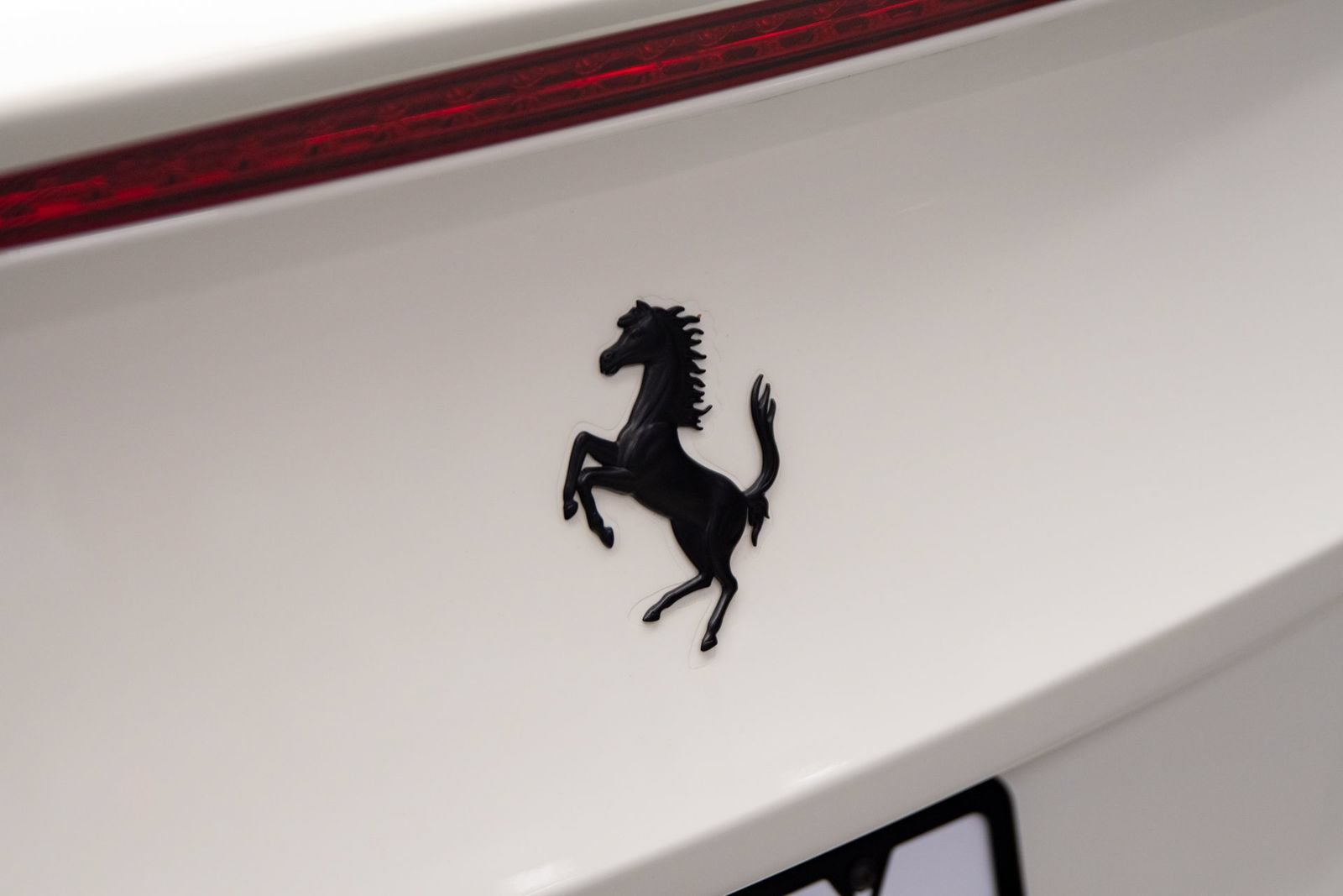 Used 2016 Ferrari California T RWD image 27