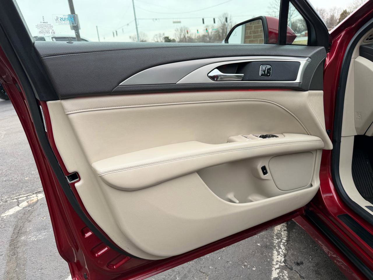 Used 2017 Lincoln MKZ Reserve w/ Climate Package image 9