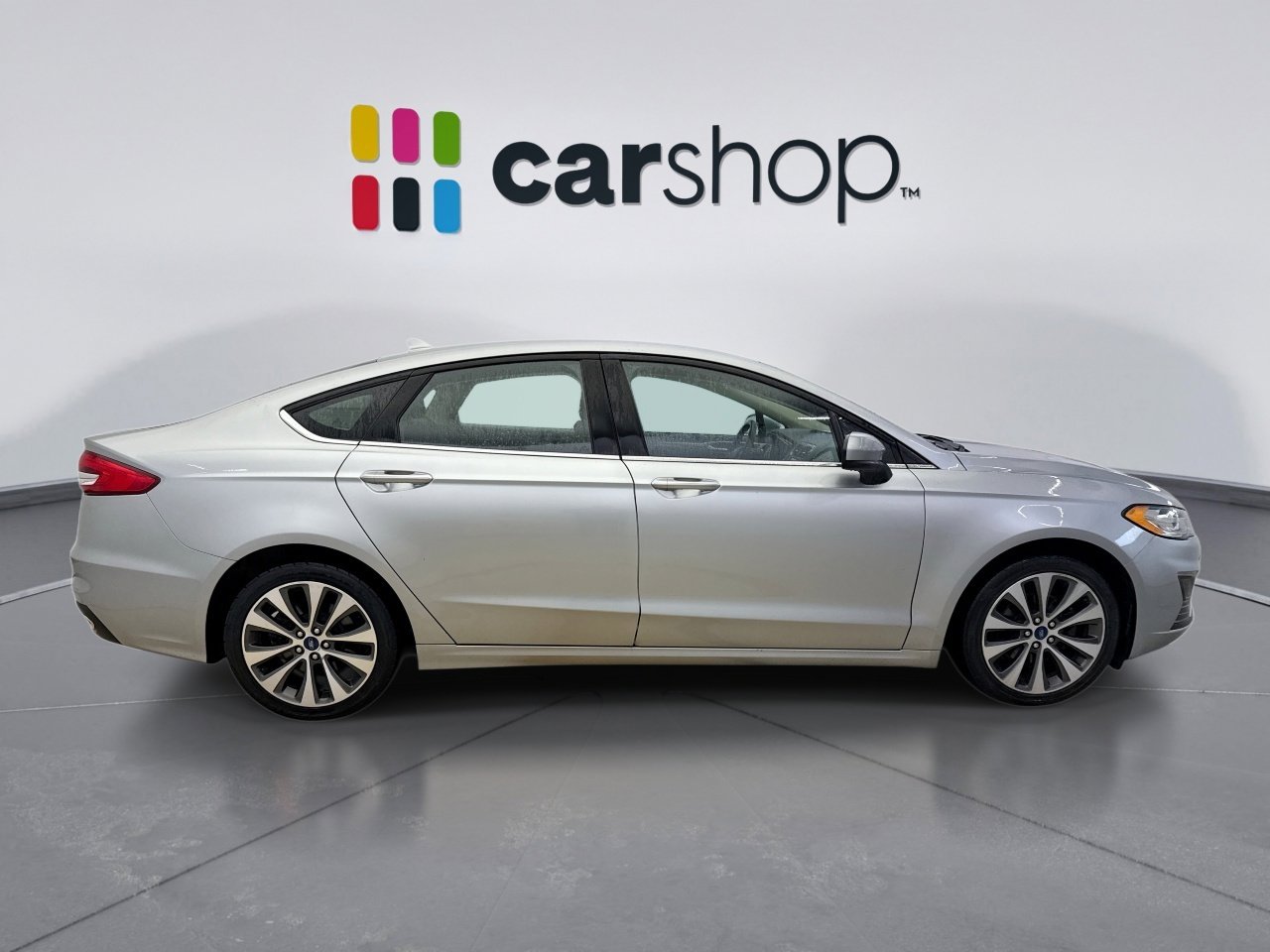 Used 2020 Ford Fusion SE AWD/4WD image 6