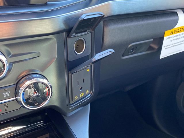 New 2026 Ford F350 Lariat w/ Black Appearance Package image 23