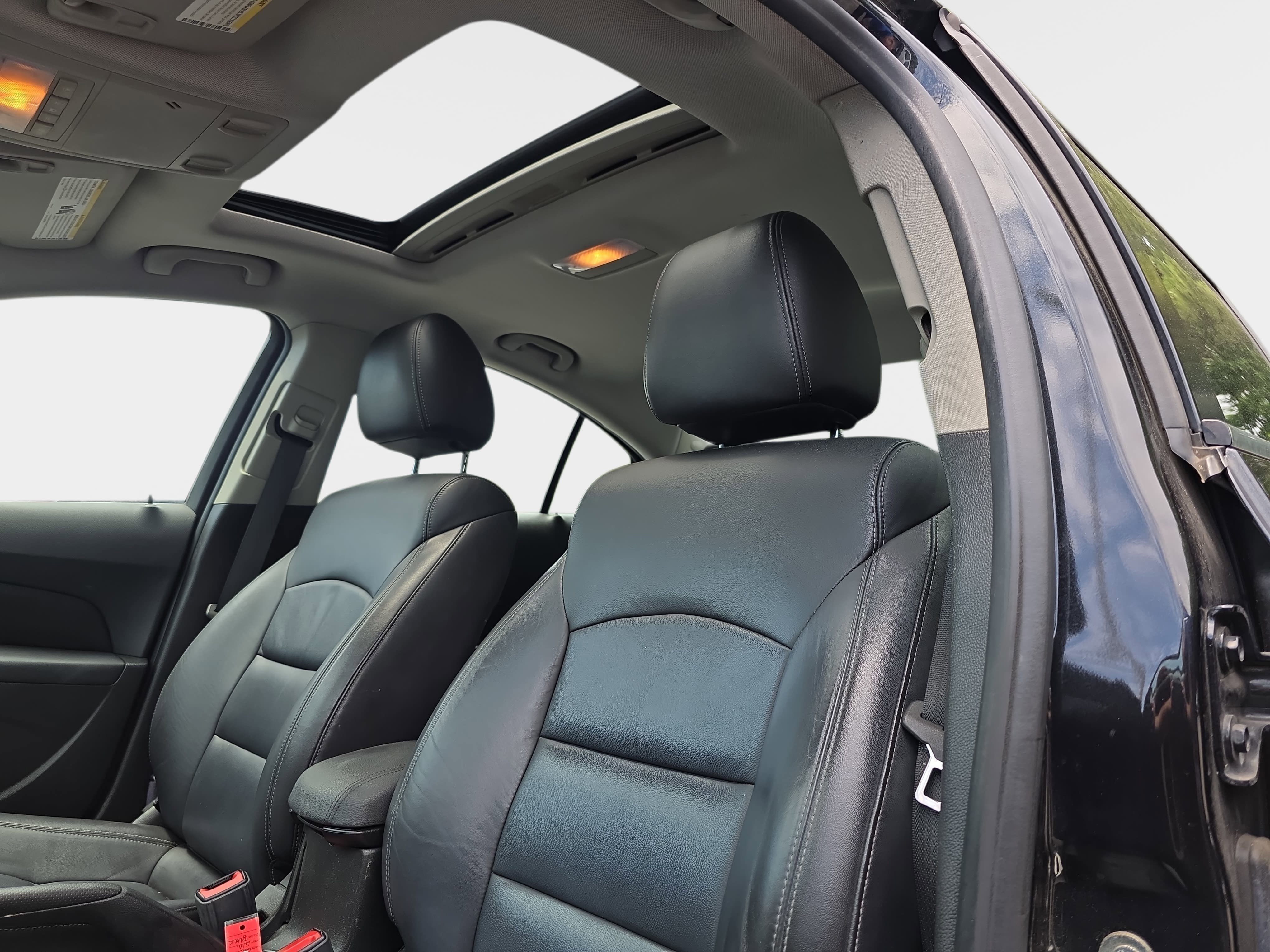 Used 2014 Chevrolet Cruze LTZ w/ Sun, Sound and Sport Package FWD image 5