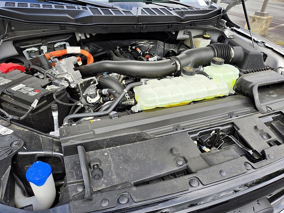 New 2024 Ford F150 XLT w/ Equipment Group 302A MID image 18