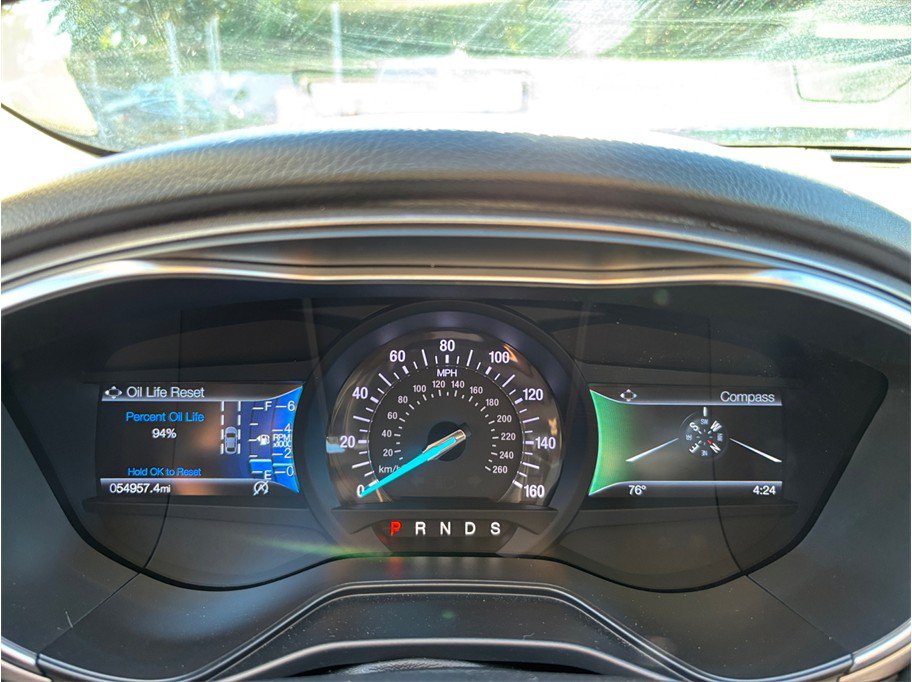 Used 2019 Ford Fusion SE FWD image 20
