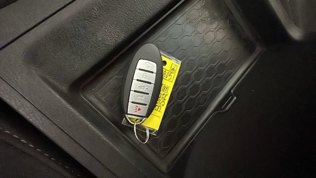 Used 2022 Nissan Frontier SV RWD image 21
