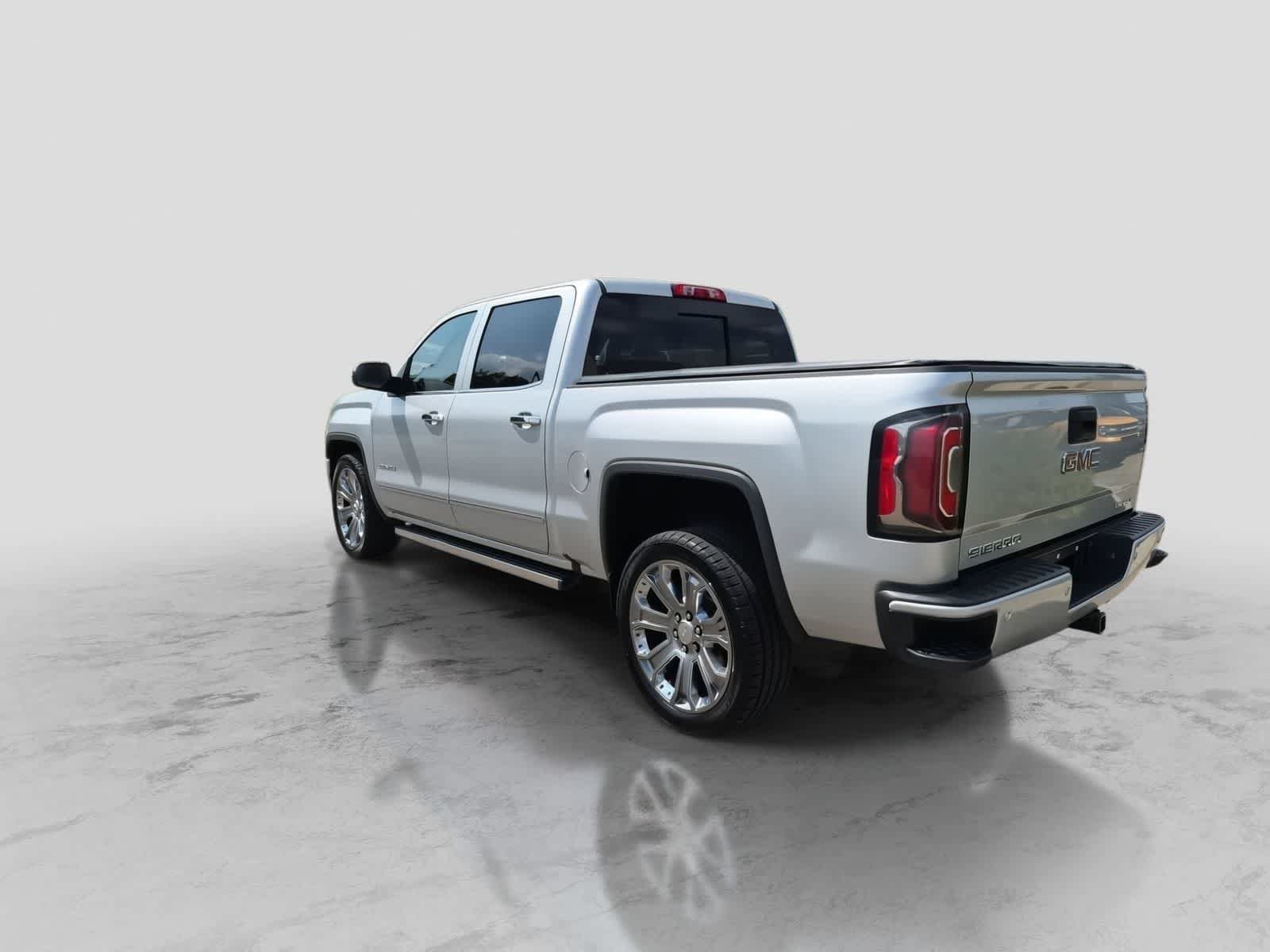 Used 2018 GMC Sierra 1500 Denali w/ Denali Ultimate Package AWD/4WD image 6