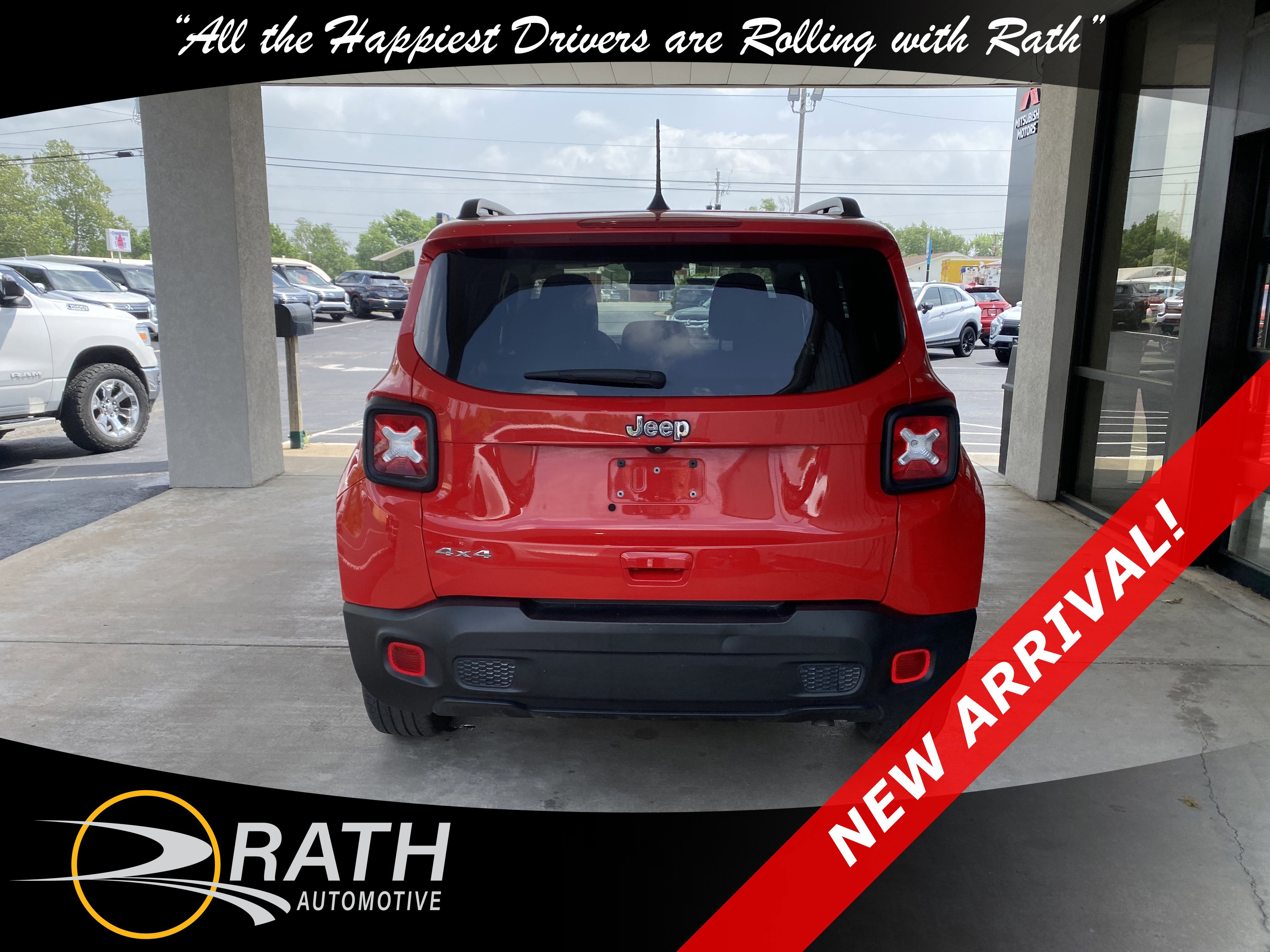 Used 2023 Jeep Renegade Latitude w/ Premium Group AWD/4WD image 7