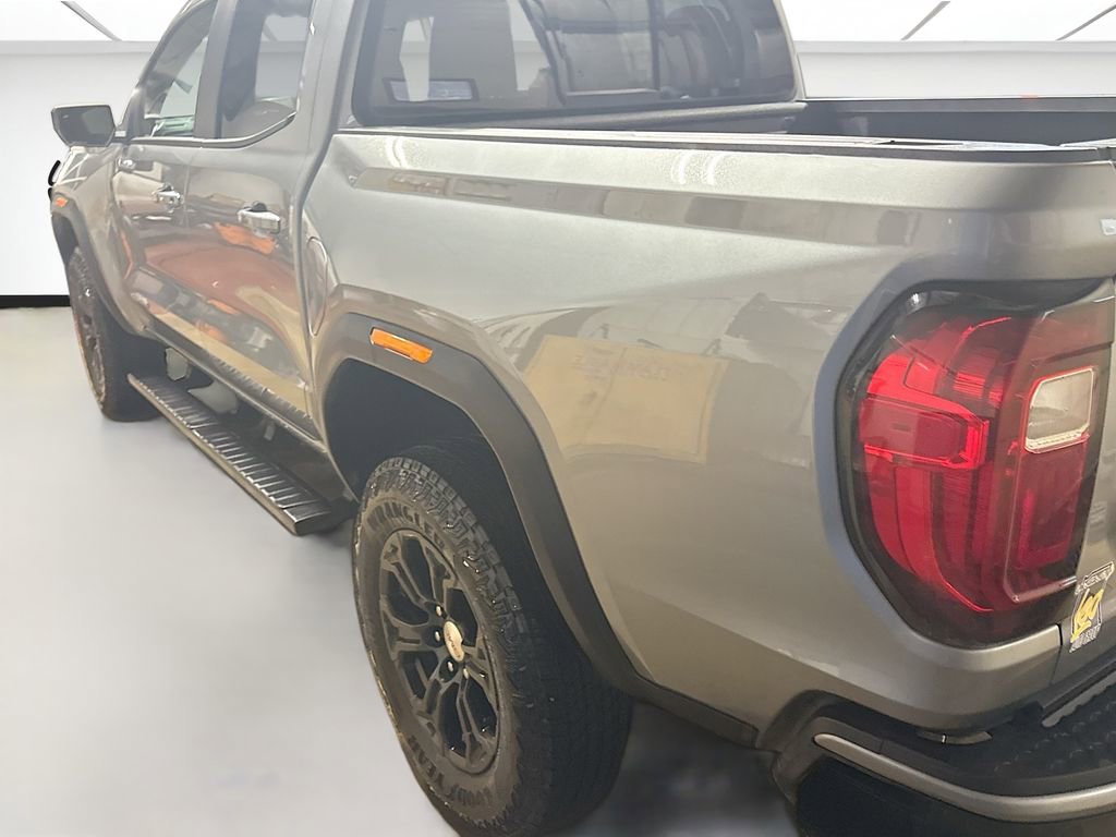 Used 2024 GMC Canyon Elevation w/ Elevation Premium Package image 7