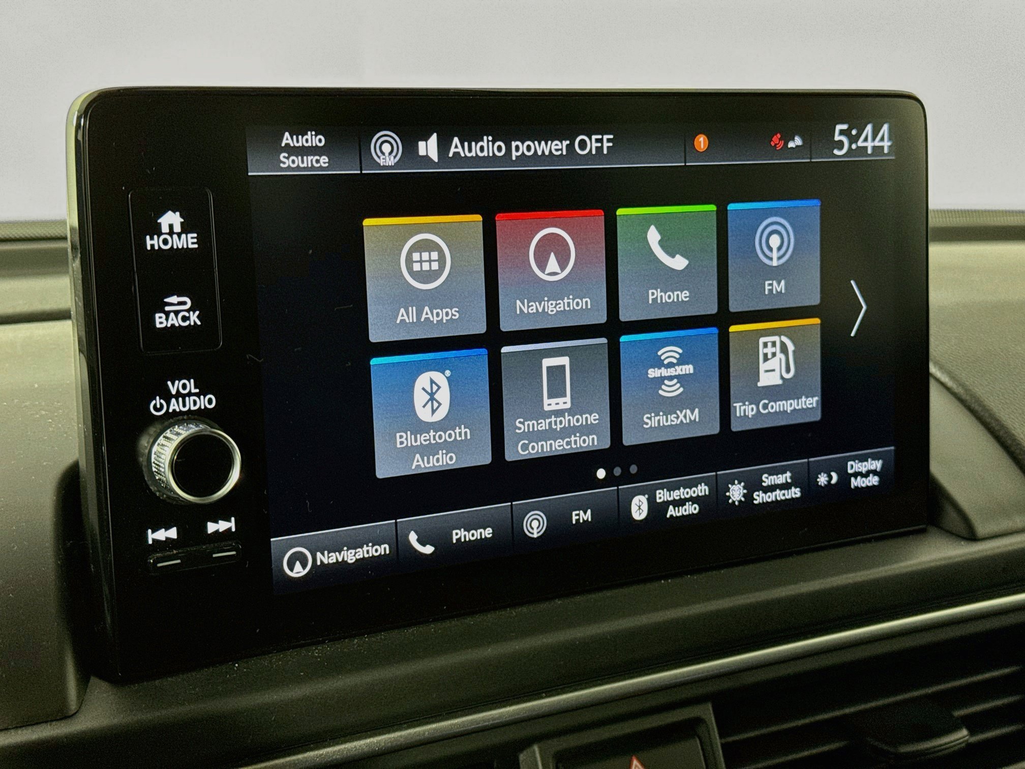 Certified 2025 Honda Pilot Touring image 15