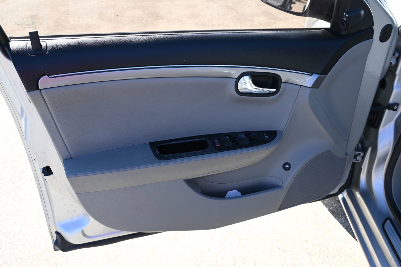 Used 2007 Saturn Aura XE image 8