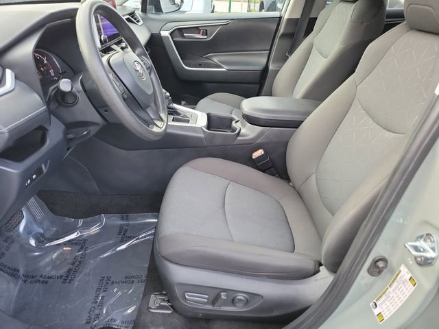 Used 2023 Toyota RAV4 XLE FWD image 17