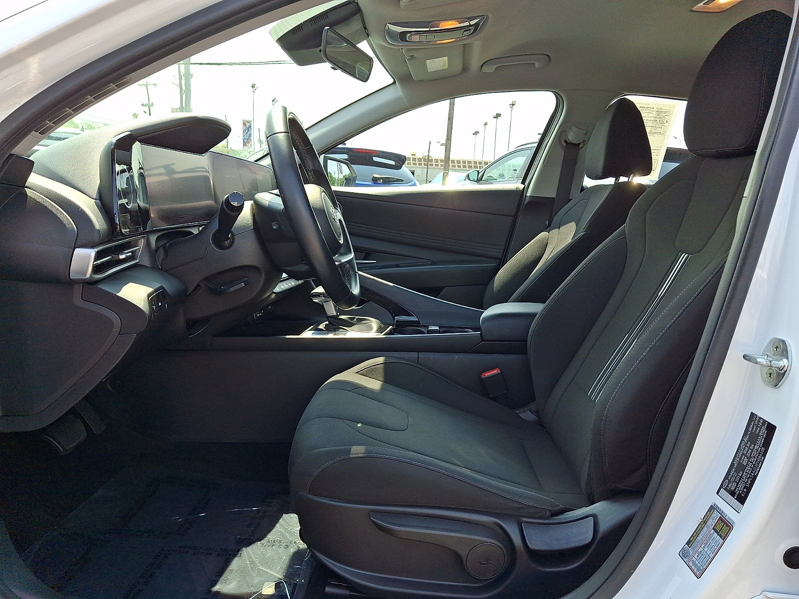 Used 2023 Hyundai Elantra SEL w/ Convenience Package FWD image 13