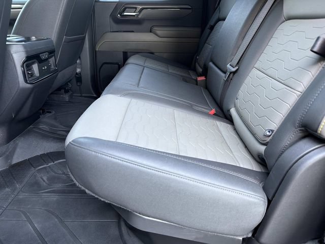 Used 2023 Chevrolet Silverado 1500 ZR2 AWD/4WD image 18