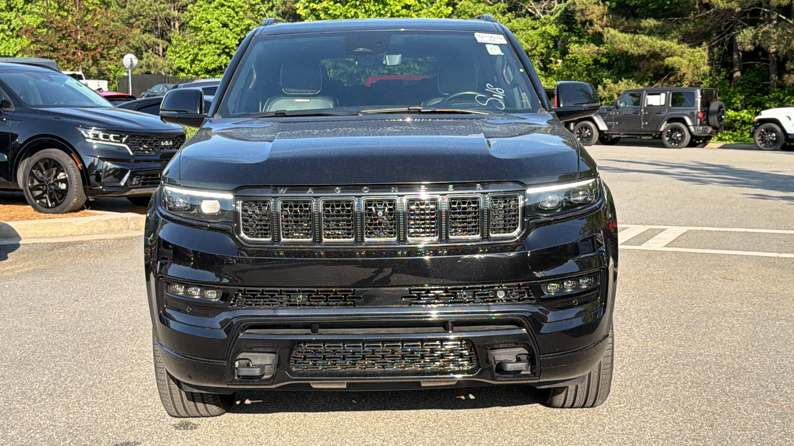 Certified 2025 Jeep Grand Wagoneer Series III w/ Quick Order Packagew 28T AWD/4WD image 3
