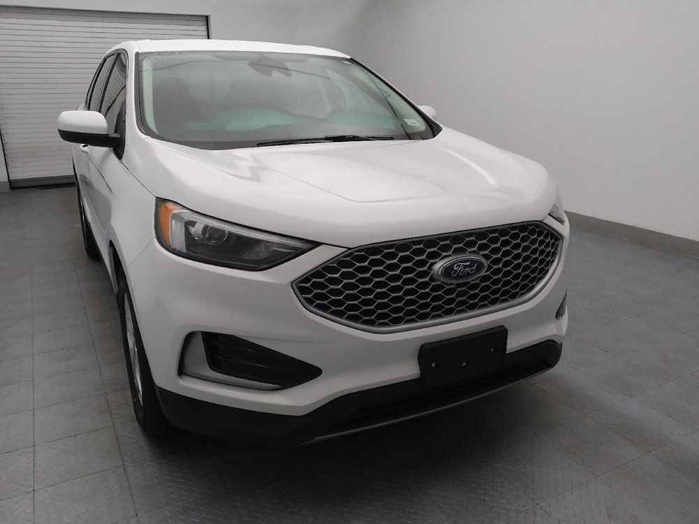 Used 2023 Ford Edge SEL image 14