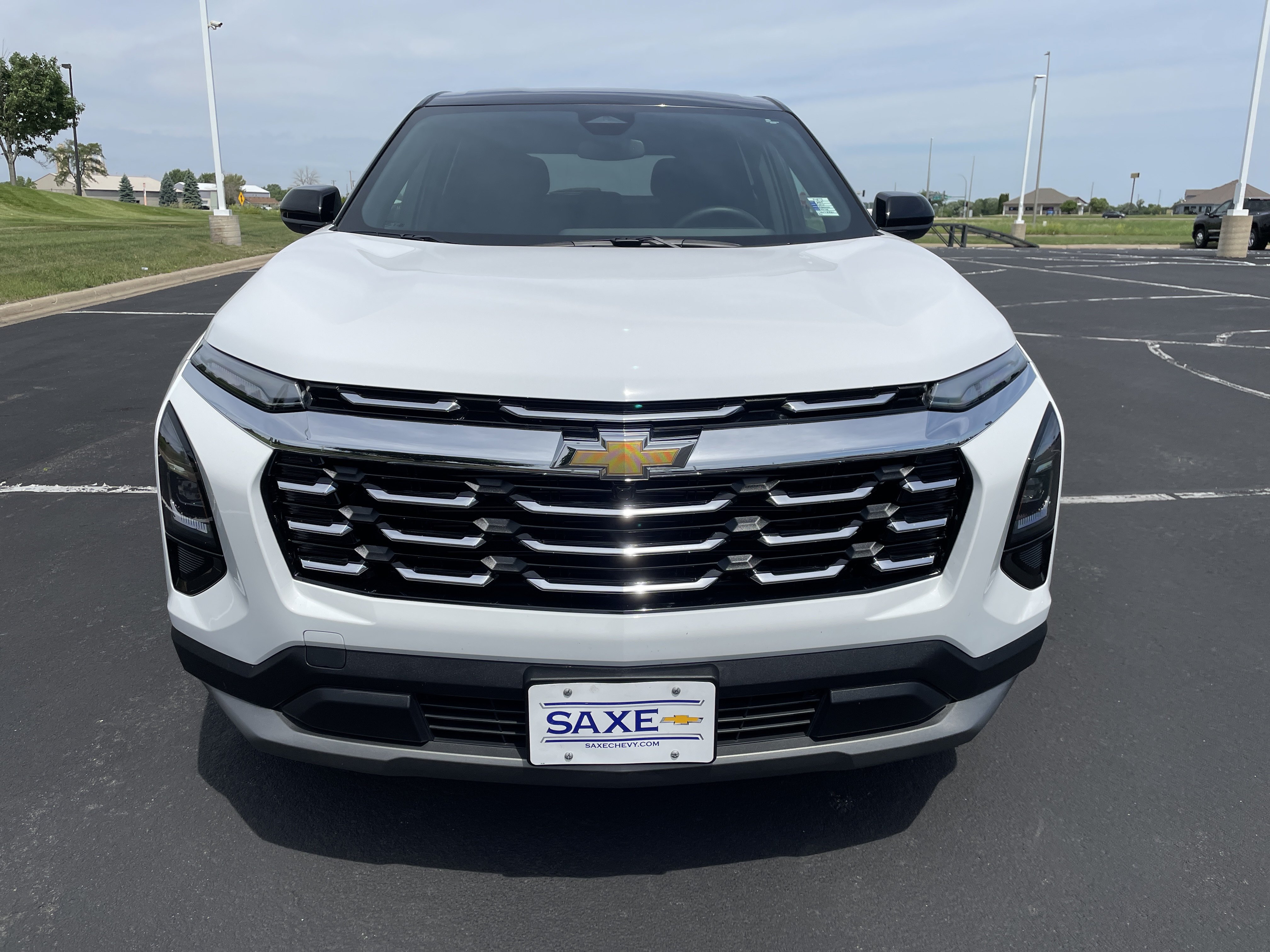 Used 2025 Chevrolet Equinox LT AWD/4WD image 8