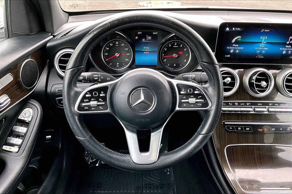 Used 2020 Mercedes-Benz GLC 300 4MATIC image 20
