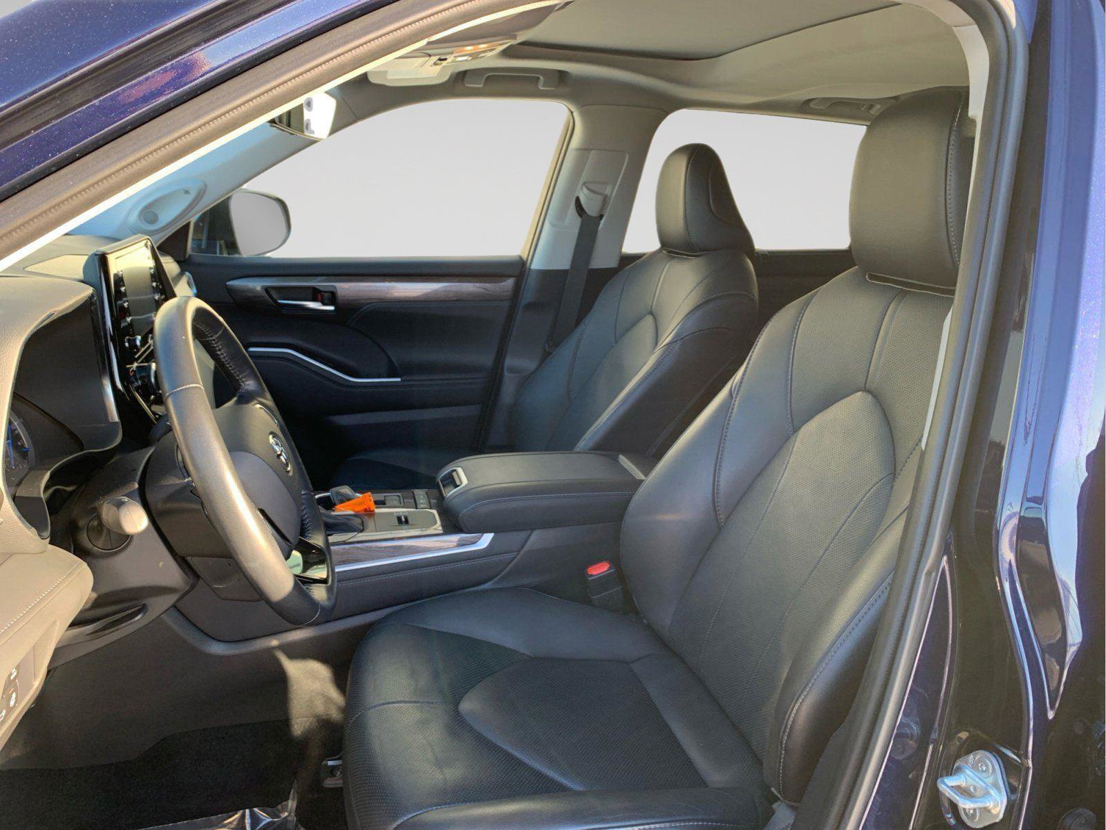 Used 2021 Toyota Highlander Limited image 20