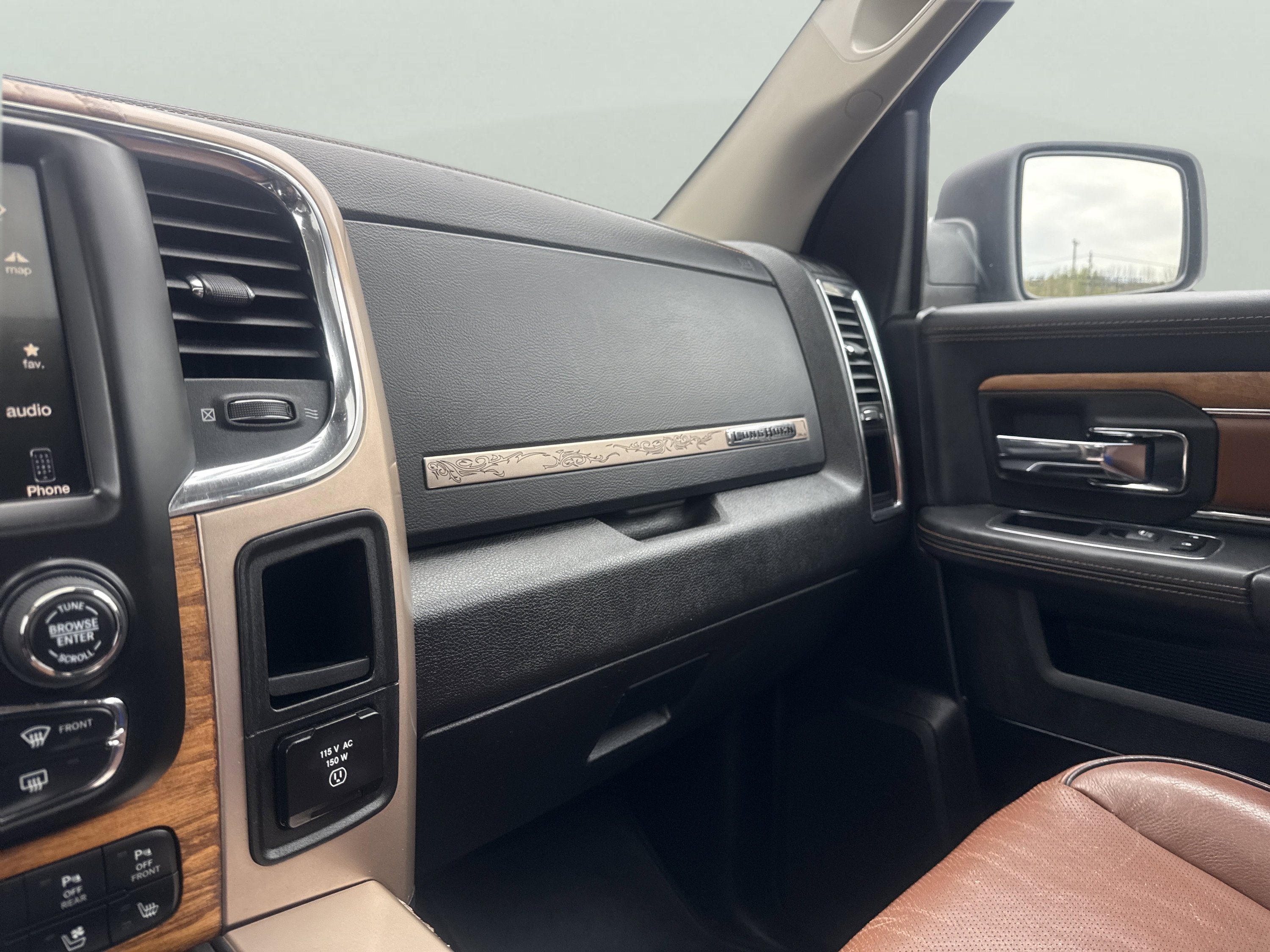 Used 2017 RAM 1500 Laramie Longhorn AWD/4WD image 22