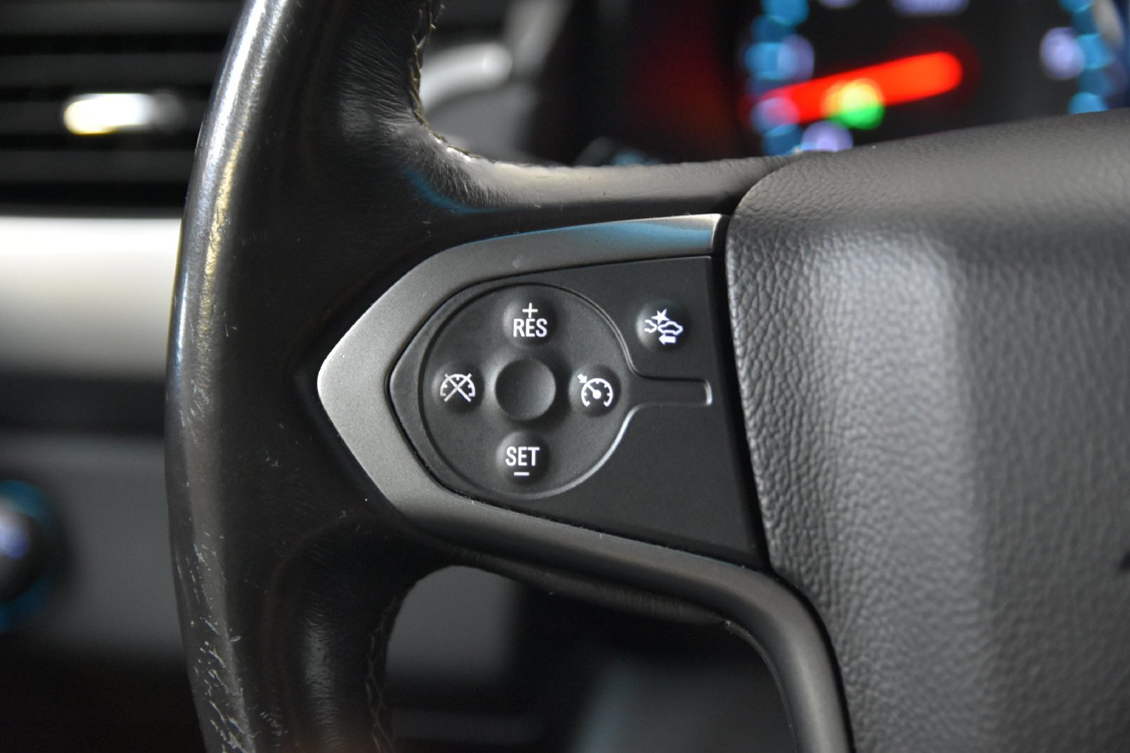 Used 2018 Chevrolet Tahoe LT RWD image 17