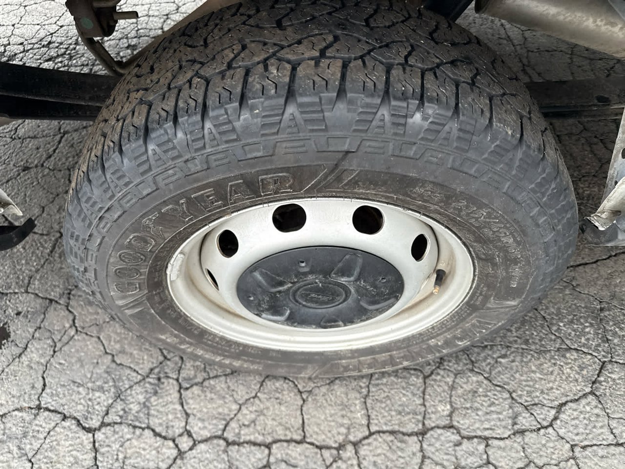 Used 2023 Ford Transit 250 148 High Roof Extended w/ Load Area Protection Package image 9