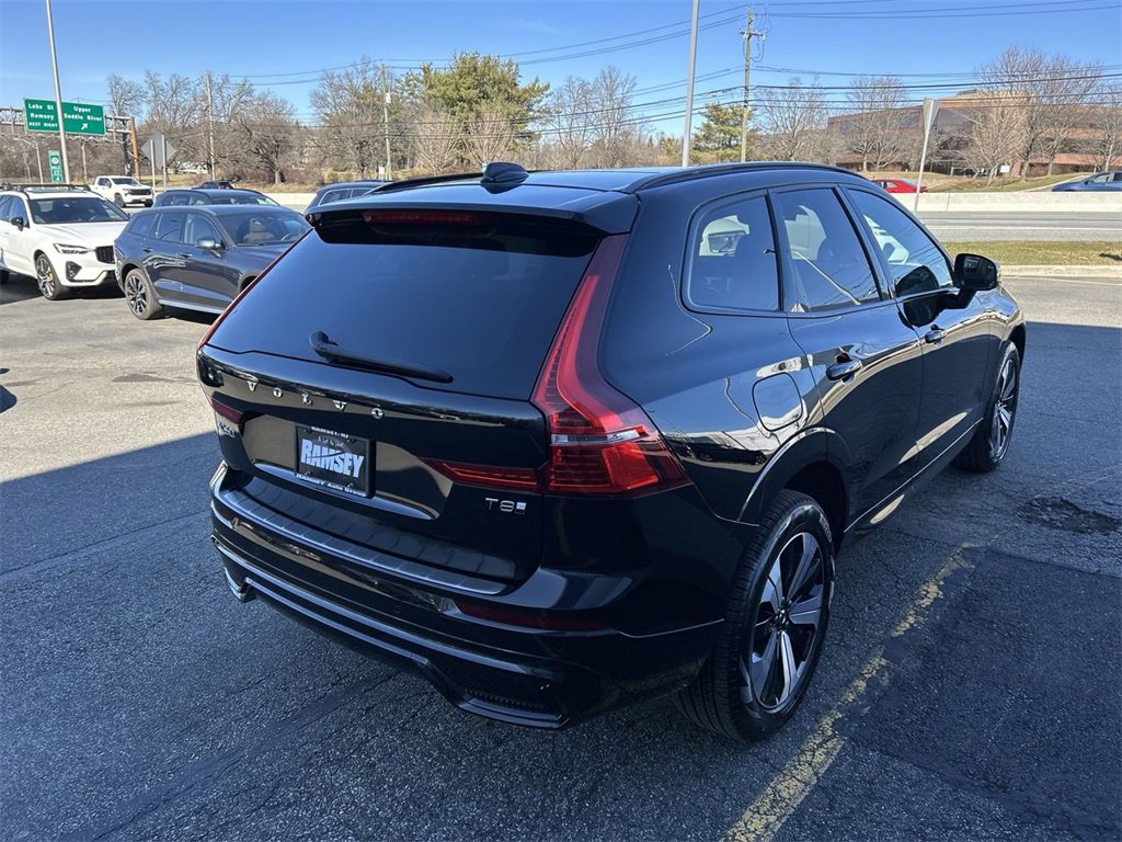 Used 2025 Volvo XC60 T8 Core w/ Protection Package Premier image 8