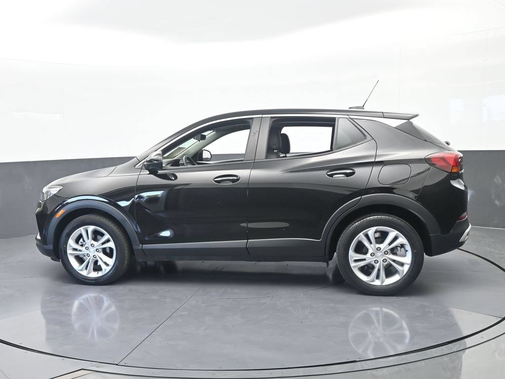 Used 2023 Buick Encore GX Preferred w/ Cold Weather Comfort Package FWD image 3