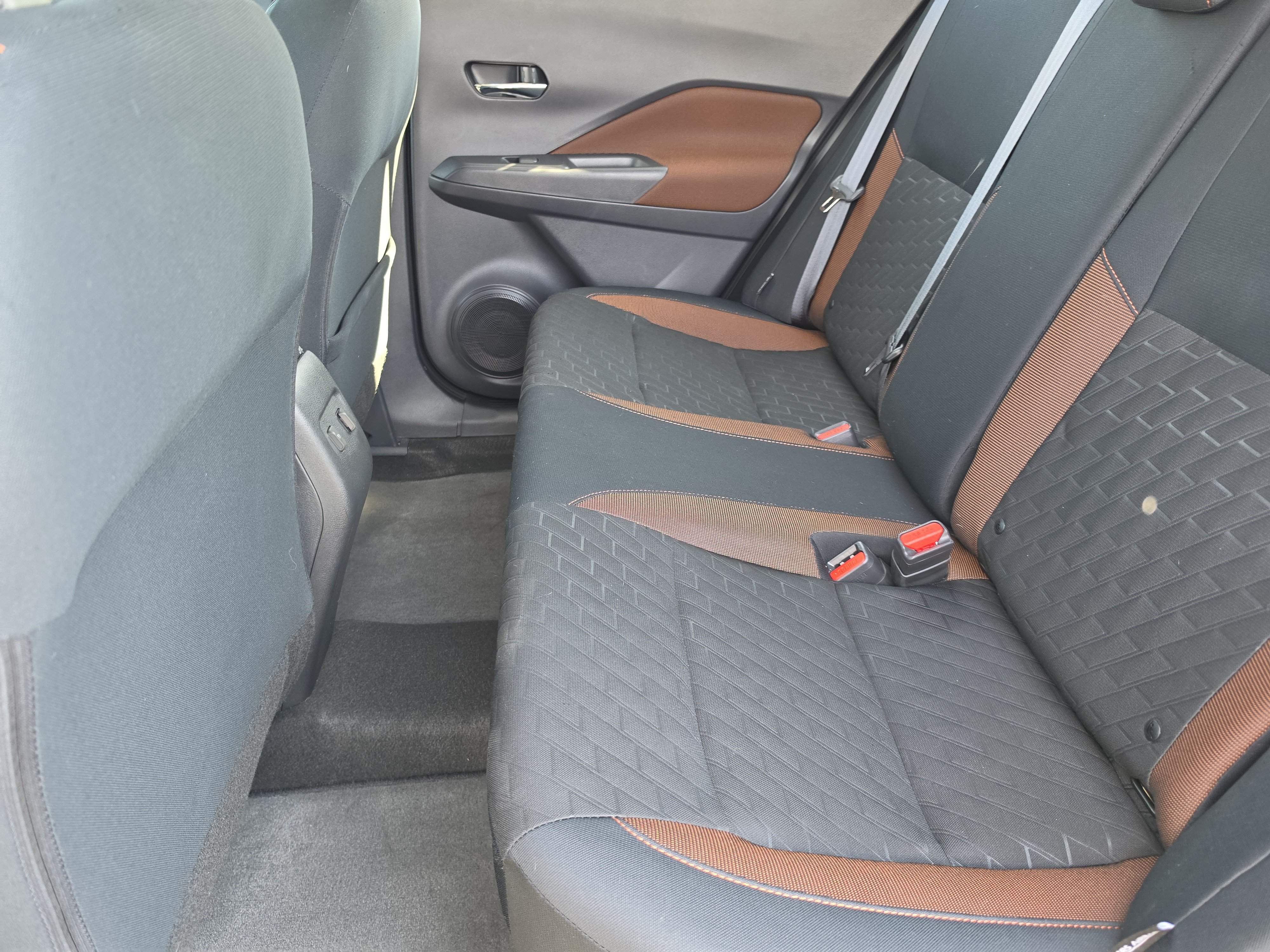 Used 2024 Nissan Kicks SR w/ Interior Electronics Package FWD image 10