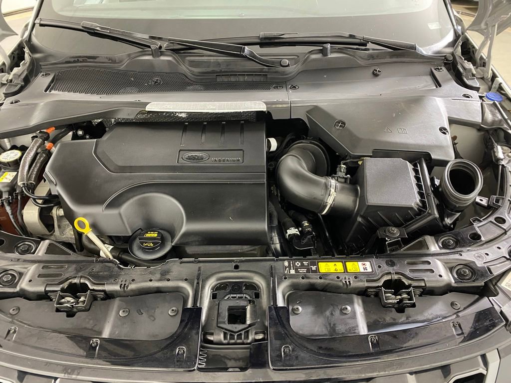 Used 2023 Land Rover Range Rover Evoque R-Dynamic S image 28