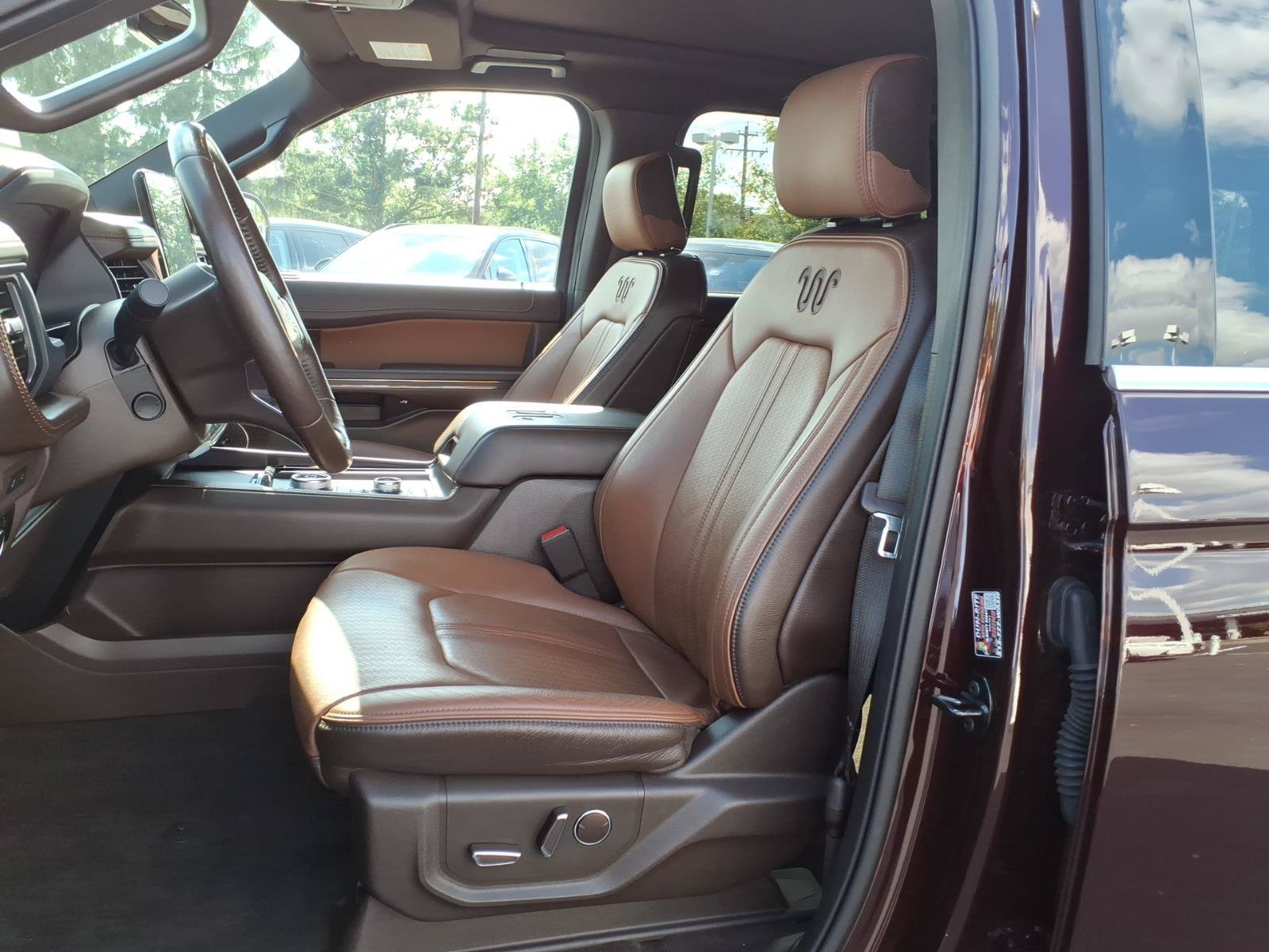 Used 2024 Ford Expedition King Ranch AWD/4WD image 12