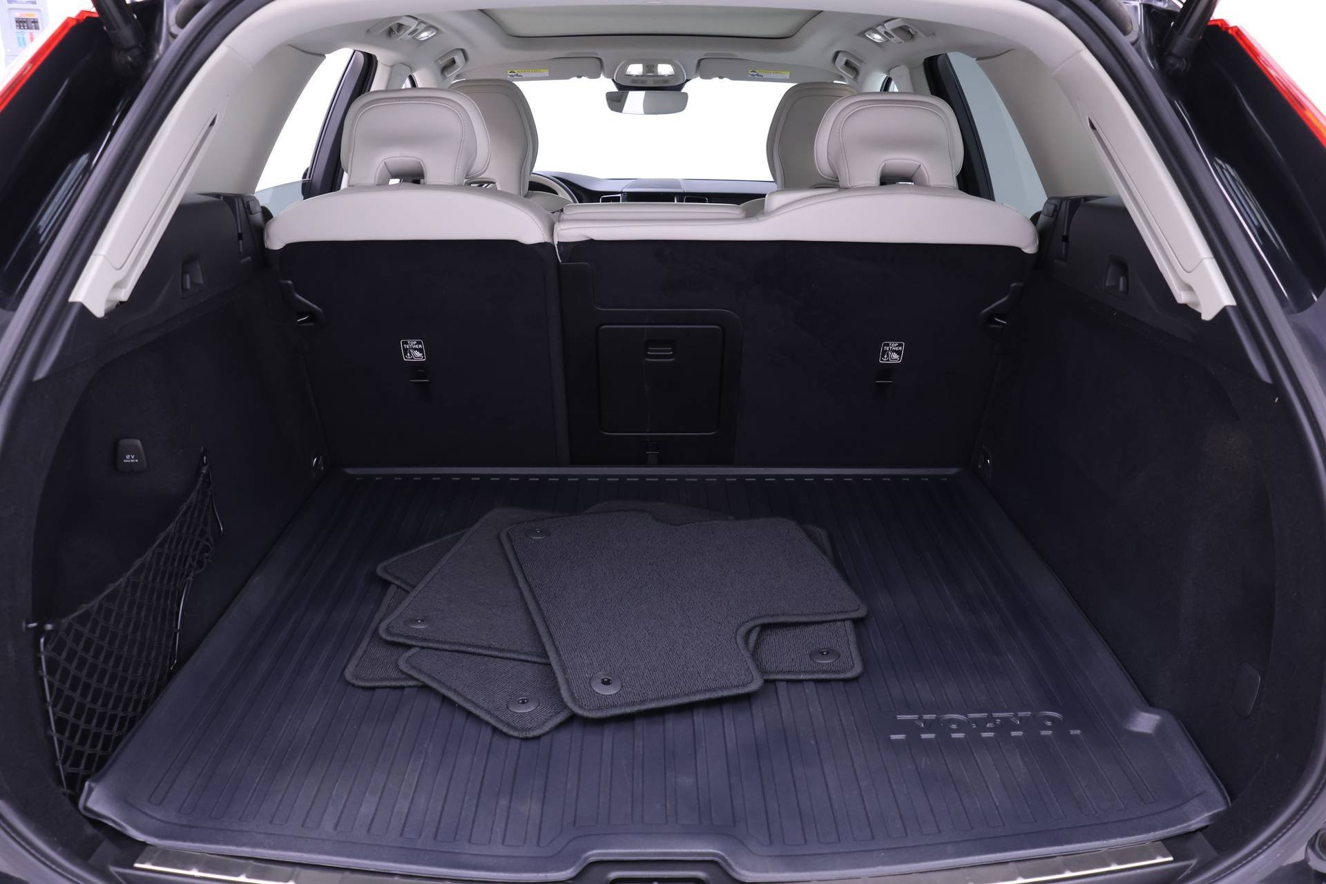 Certified 2022 Volvo XC60 B6 Inscription w/ Advanced Package image 21