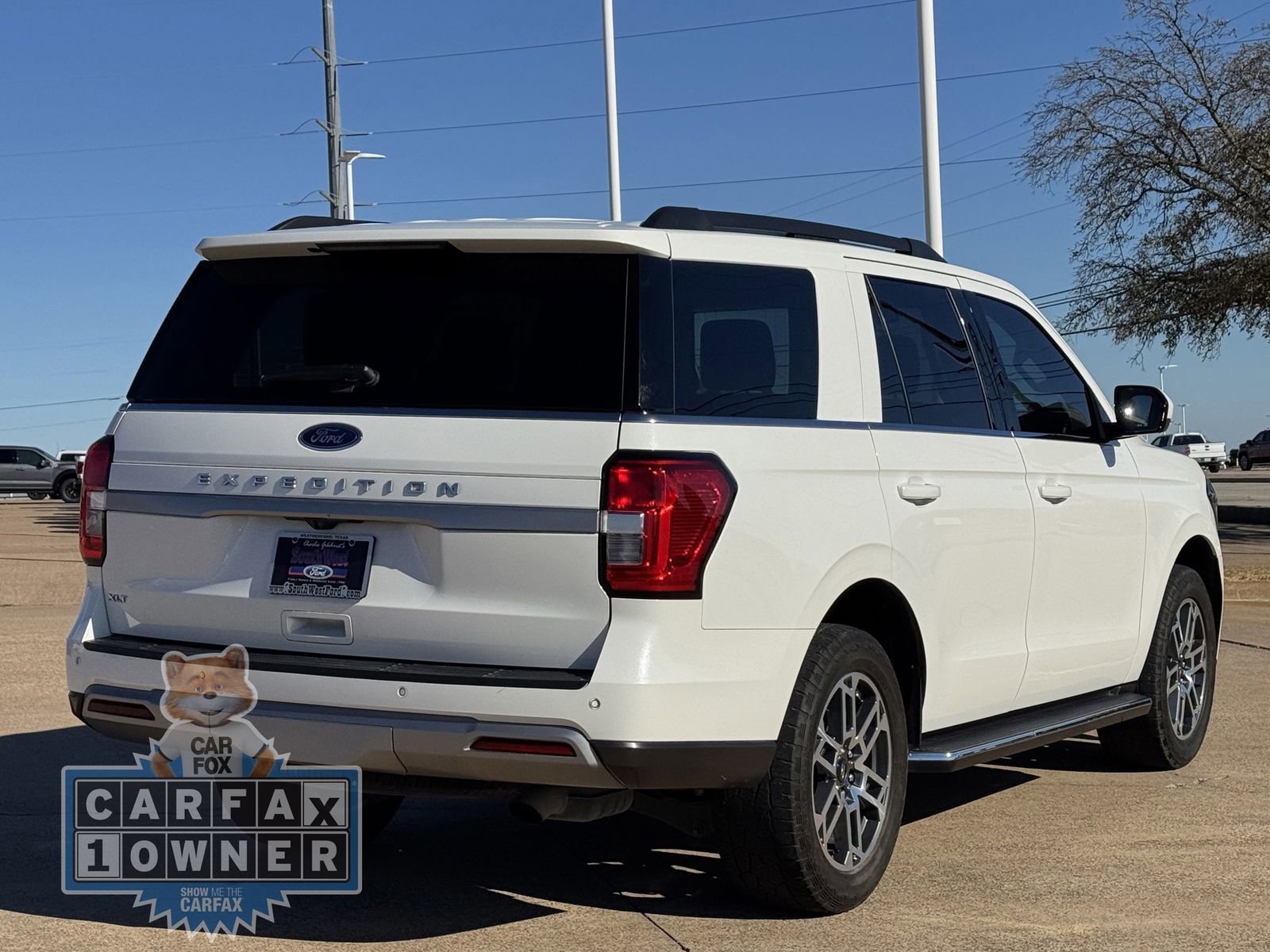 Used 2022 Ford Expedition XLT image 4