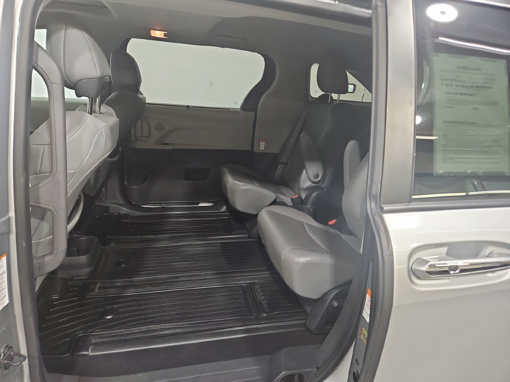 Used 2022 Toyota Sienna XLE w/ XLE Plus Package AWD/4WD image 26