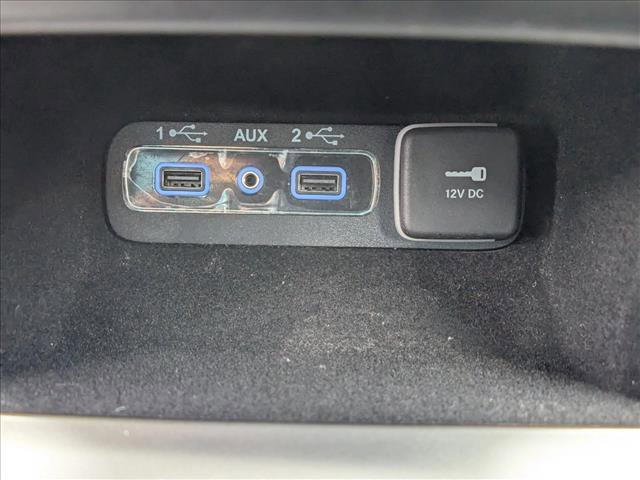 Used 2021 Jeep Grand Cherokee Limited image 25