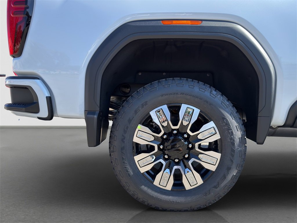 New 2026 GMC Sierra 2500 Denali w/ Denali Reserve Package image 17