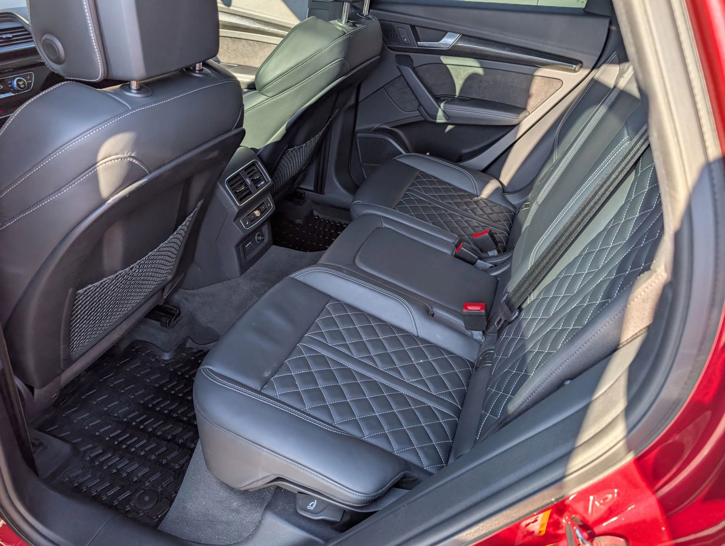 Used 2019 Audi SQ5 Premium Plus w/ Premium Plus Package image 16