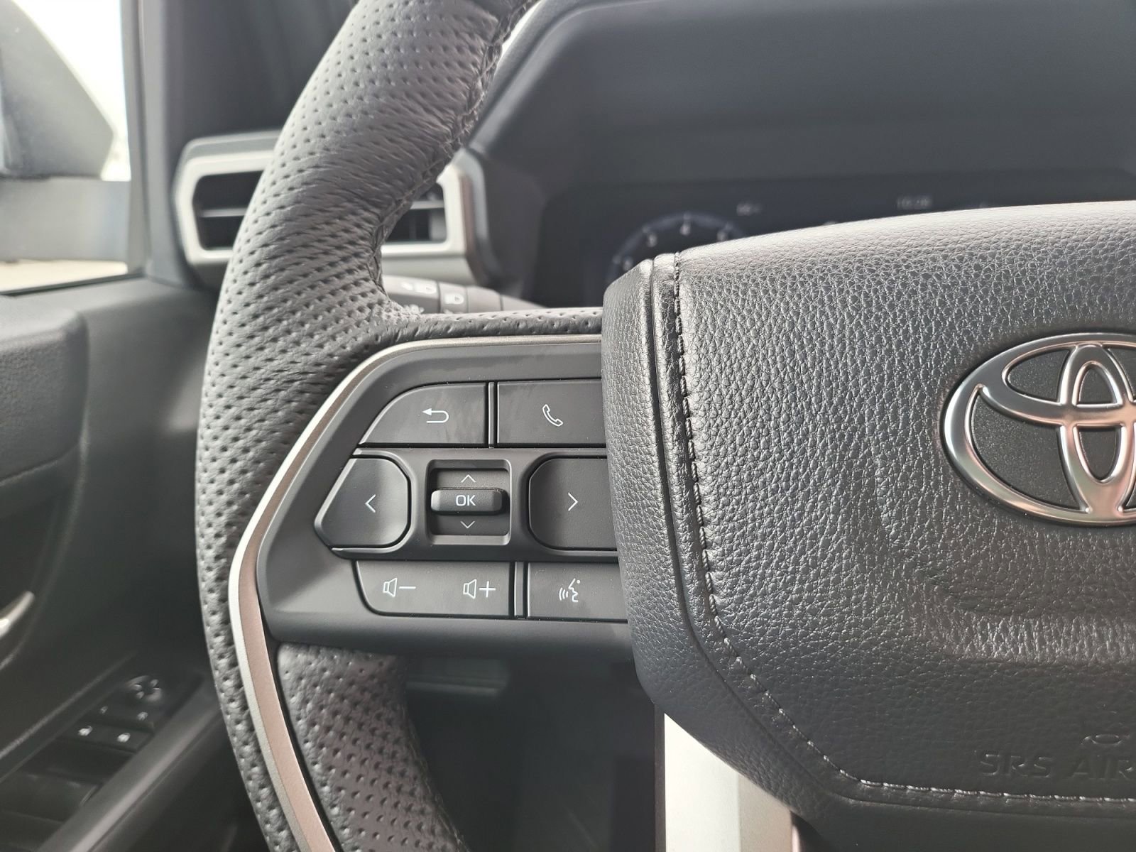 New 2024 Toyota Tacoma TRD Sport w/ TRD Sport Premium Package image 30