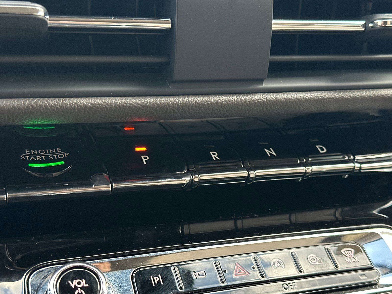 Used 2023 Lincoln Corsair Reserve w/ Equipment Group 201A image 25