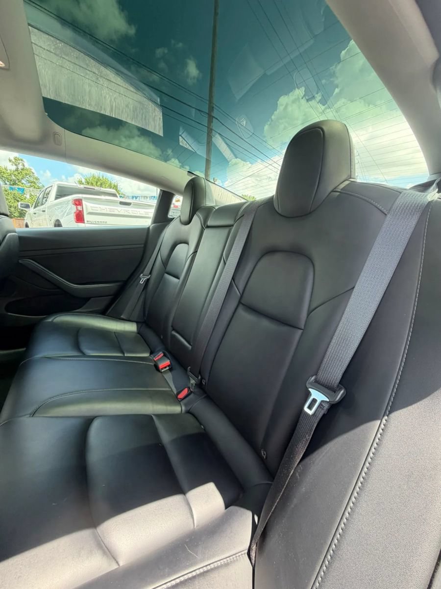 Used 2021 Tesla Model 3 Standard Range Plus RWD image 14