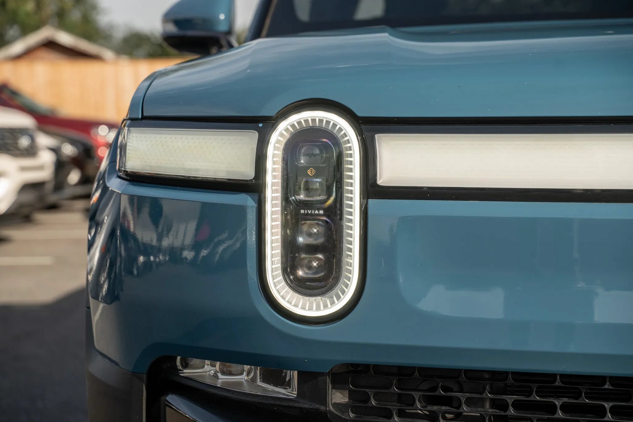 Used 2022 Rivian R1T Adventure AWD/4WD image 35