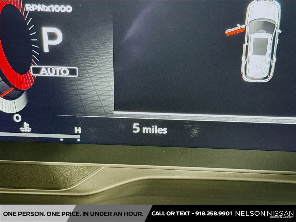 New 2026 Nissan Pathfinder Platinum image 12