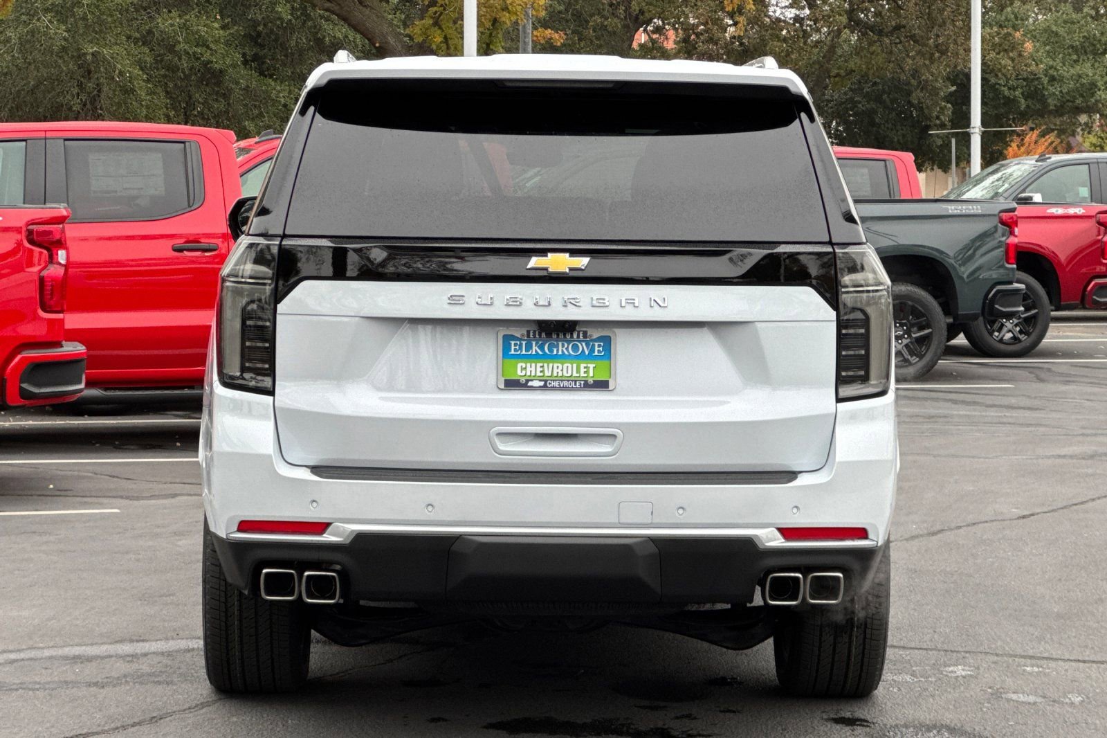 New 2026 Chevrolet Suburban High Country image 4