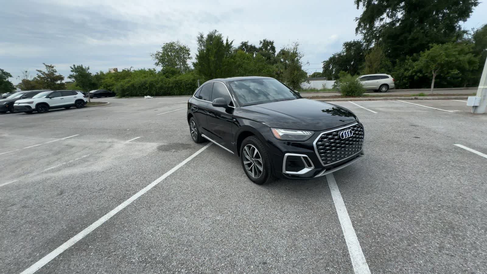 Used 2023 Audi Q5 2.0T Prestige w/ Prestige Package AWD/4WD image 2