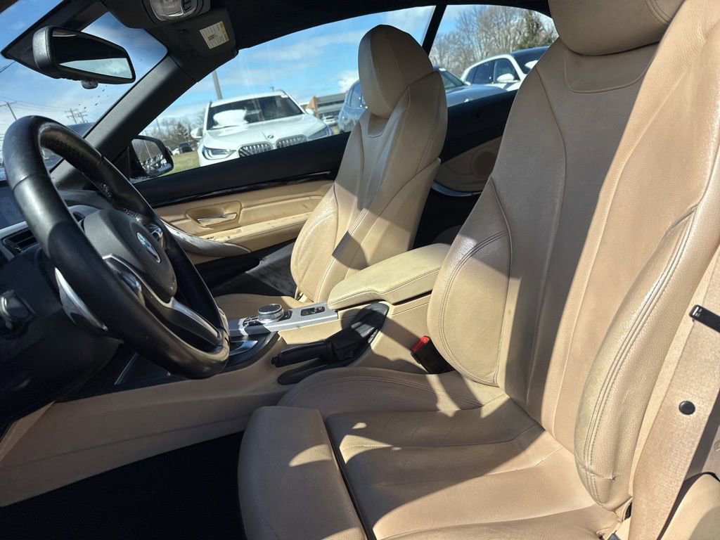 Used 2018 BMW 430i xDrive Convertible image 9