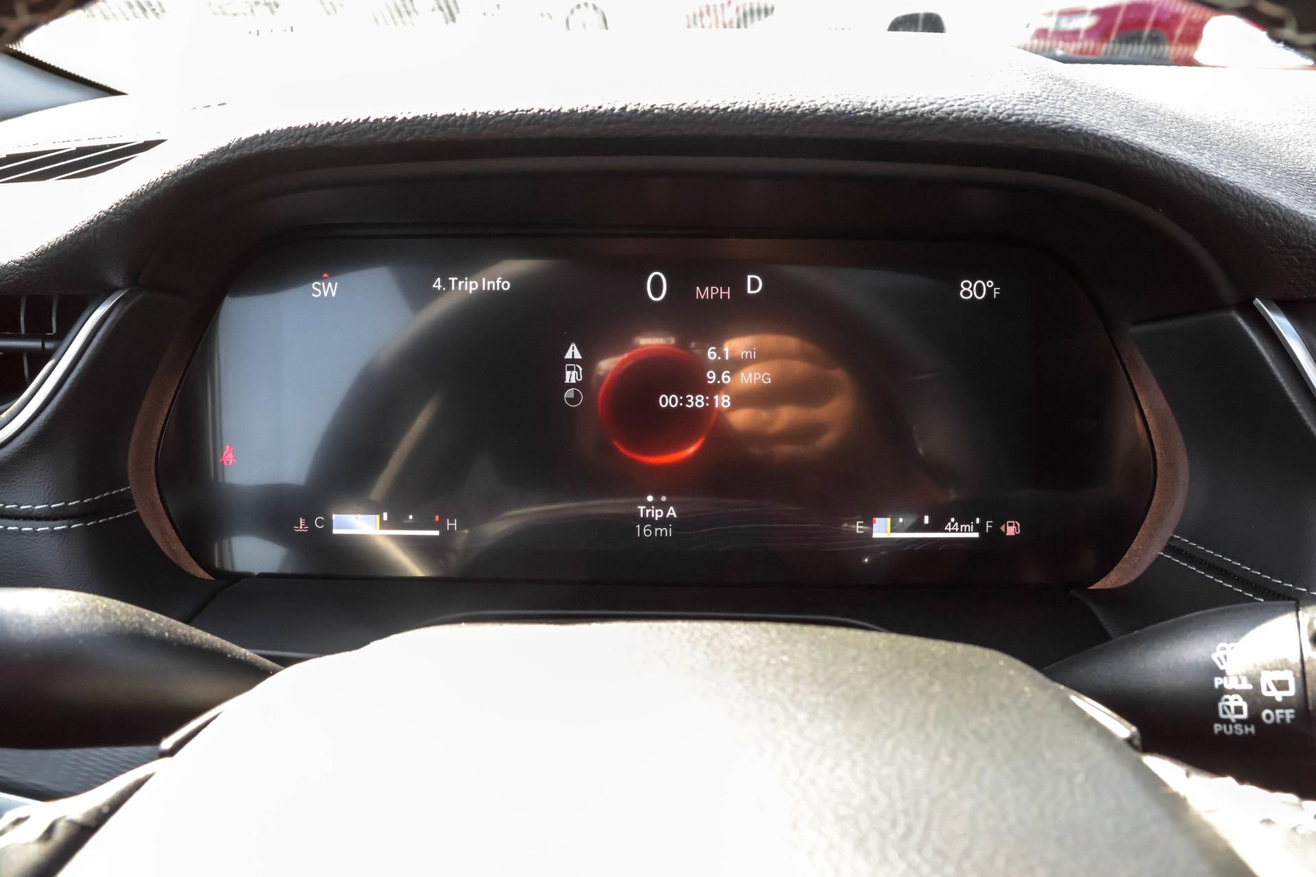 New 2025 Jeep Grand Cherokee Altitude image 22