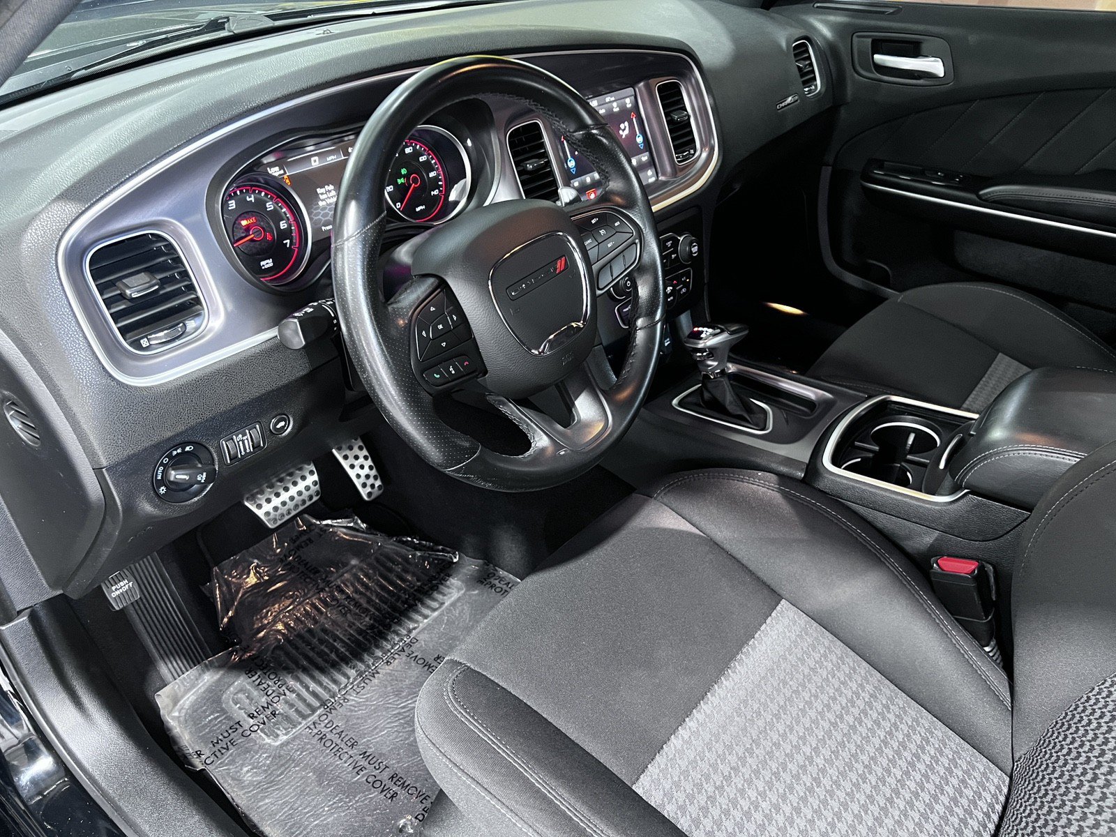 Used 2020 Dodge Charger GT RWD image 14