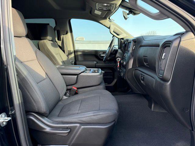 Used 2022 Chevrolet Silverado 2500 Custom w/ Gooseneck/5TH Wheel Package AWD/4WD image 31